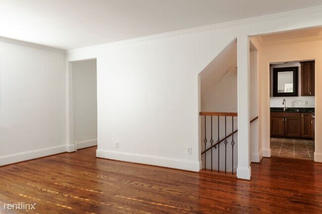 Building Photo - 3 br, 2 bath House - 2508 Commonwealth Ave