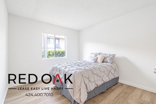 Foto del edificio - 6601 Victoria Ave