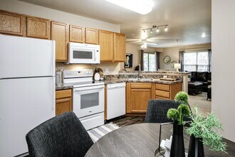 Building Photo - Tranquility Pointe