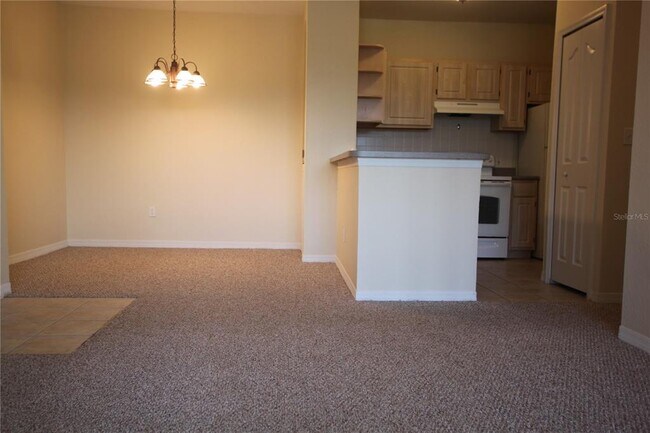 Foto del edificio - 5703 Legacy Crescent Pl