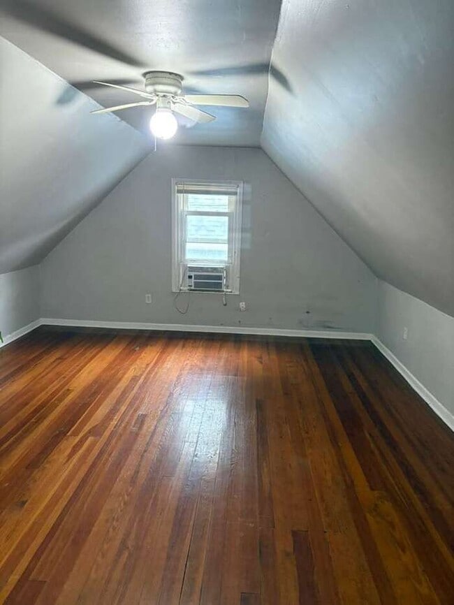 Photo - 1559 Ambrose Avenue House