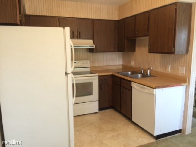 Foto del edificio - 105 King Arthur Ct