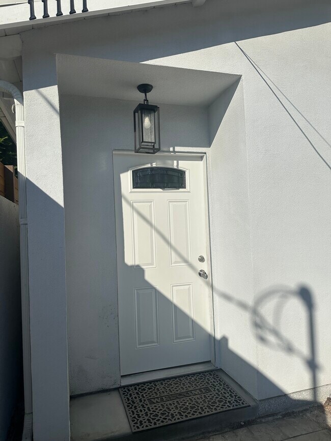 Foto del edificio - 11109 Emelita St