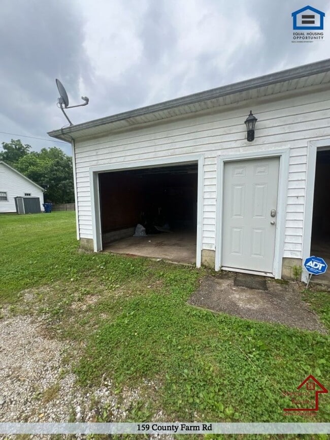 Foto del edificio - 159 County Farm Rd