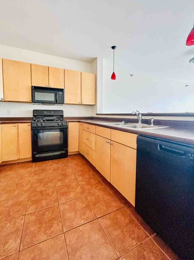 Foto del edificio - 410 Farrell St