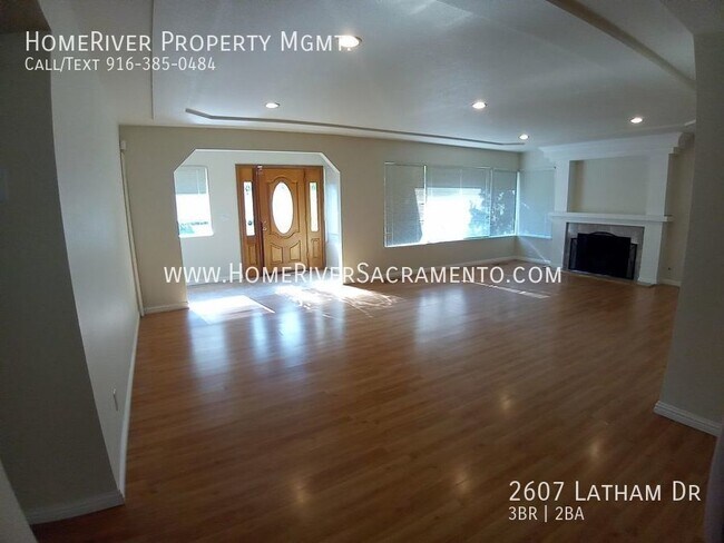 Building Photo - Water/Sewer/Trash Included!