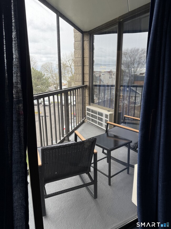 Building Photo - 140 Captain Thomas Blvd