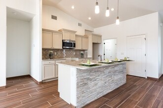 Building Photo - 4507 Mesa Central Dr