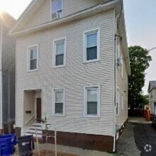 Building Photo - 323 Friendship St