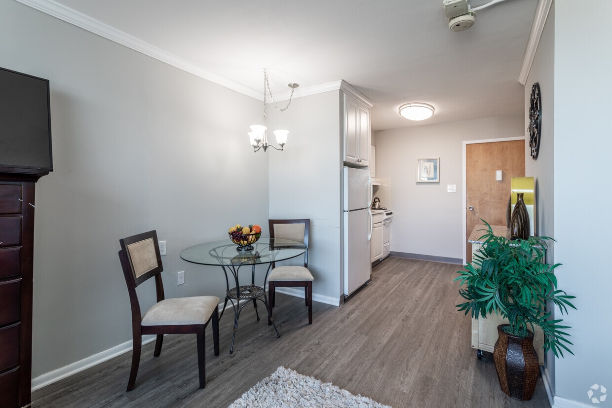 The York House Apartments 5325 Old York Rd Philadelphia, PA