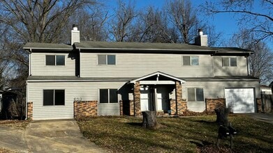 Building Photo - 4605 Grandview Ct