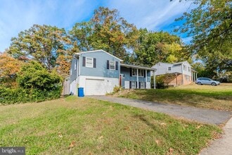 Building Photo - 5626 Hershey Ln