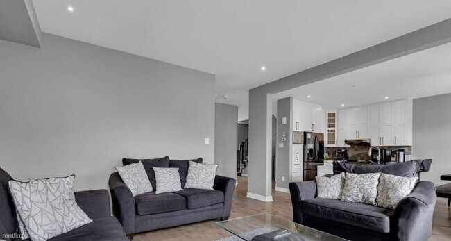 Foto del edificio - 5 br, 3 bath House - 238 Greenland Drive