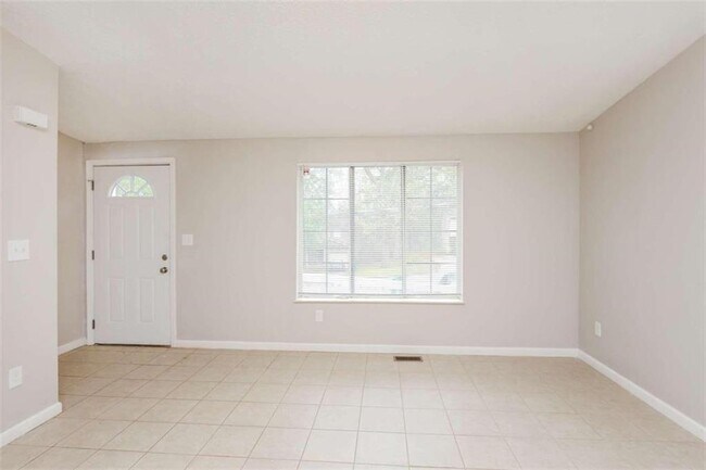 Building Photo - 2079 Singer Way
