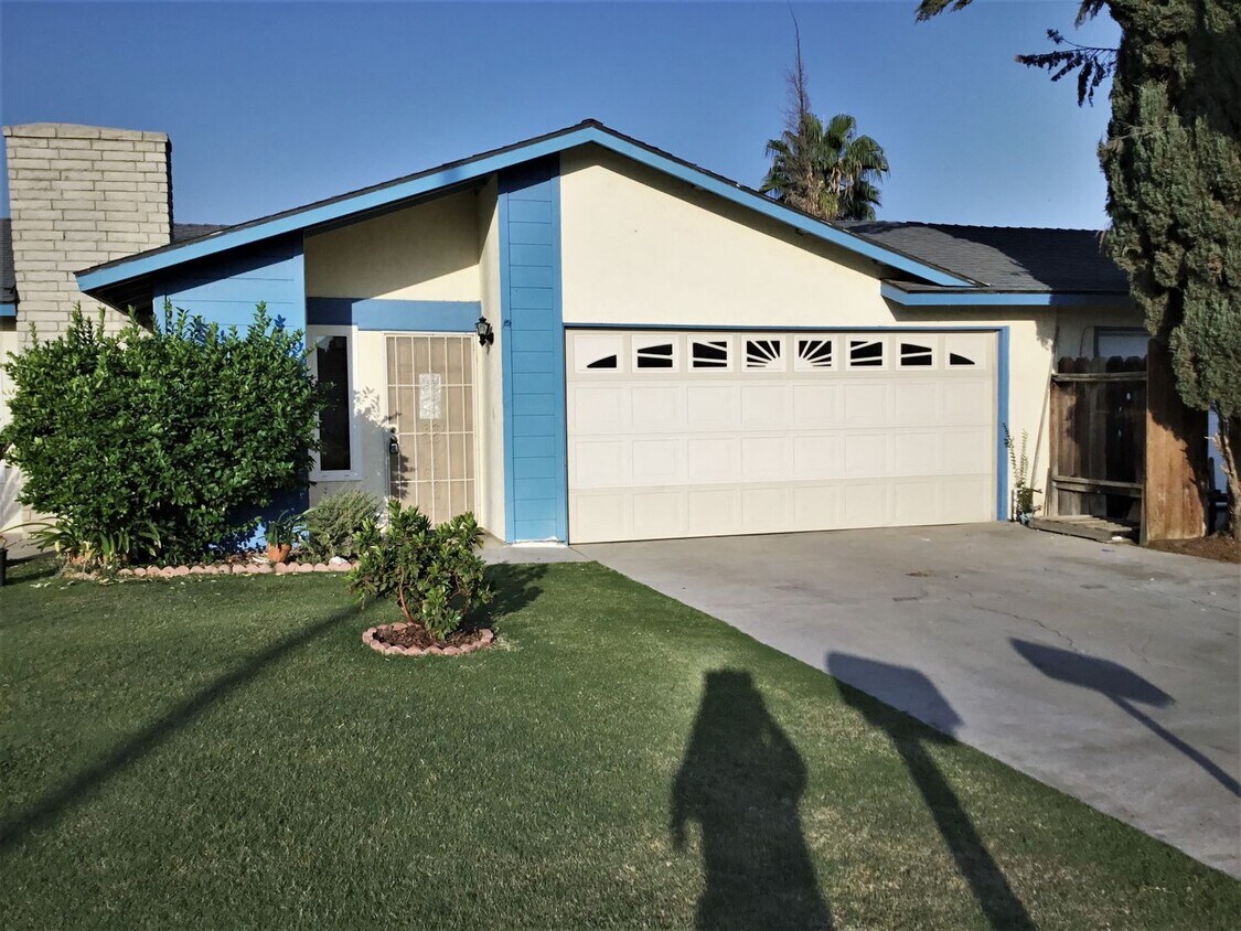 Primary Photo - 3-bedroom Home Located in a Quiet Cul-de-sac
