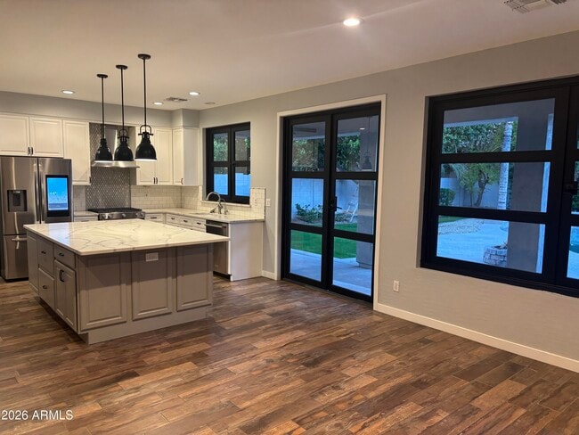 Foto del edificio - 814 E Krista Way