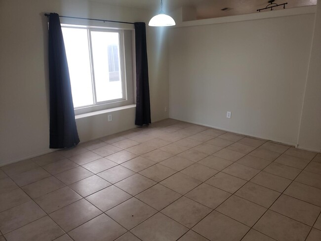 Foto del edificio - 2605 Silver Star Dr SW
