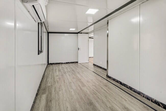 Foto del edificio - 2466 Avenue D