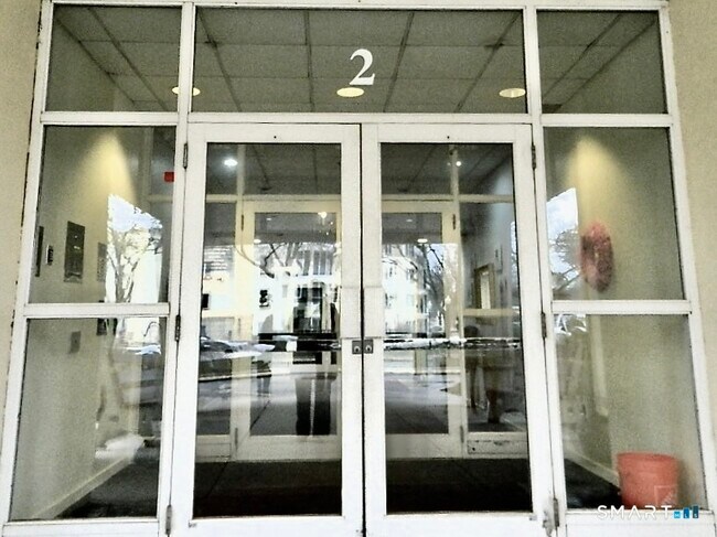 Foto del edificio - 75 Washington Ave