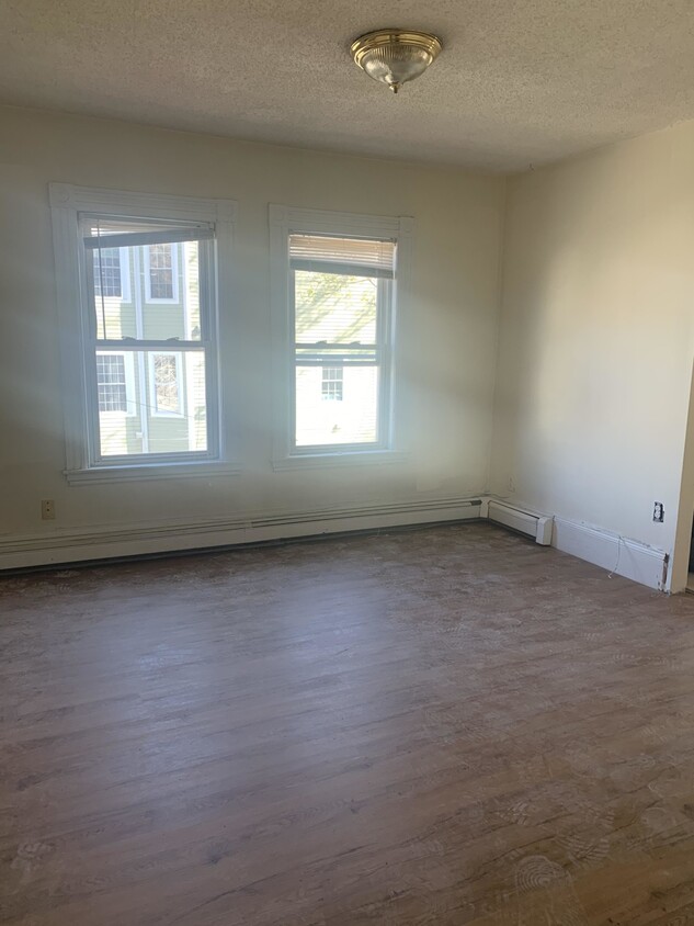 112 Woodstock St, Somerville, MA 02144 - Apartments in Somerville, MA ...