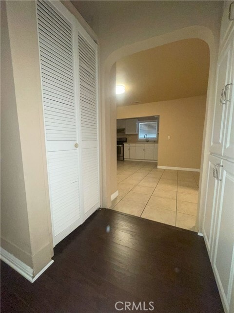 Building Photo - 35 S Sierra Madre Blvd