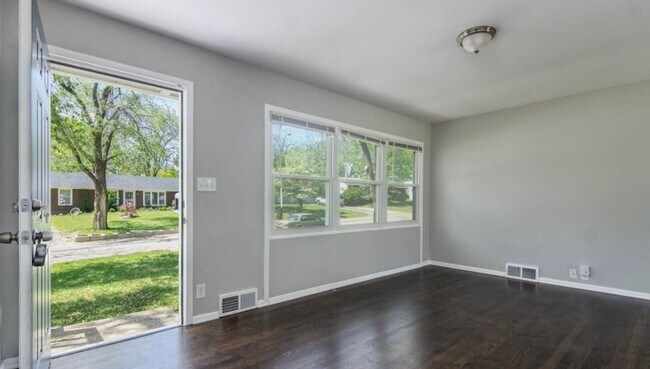 Foto del edificio - 11427 Richmond Ave