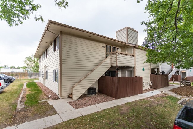 Cozy 2 bedroom, 1 bathroom retreat in a Gated Community! - Cozy 2 bedroom, 1 bathroom retreat in a Gated Community! House