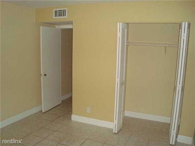 Foto del edificio - 8907 NW 28th Dr