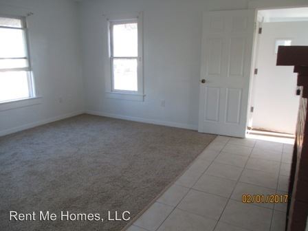 Building Photo - 1302 Holly Ave