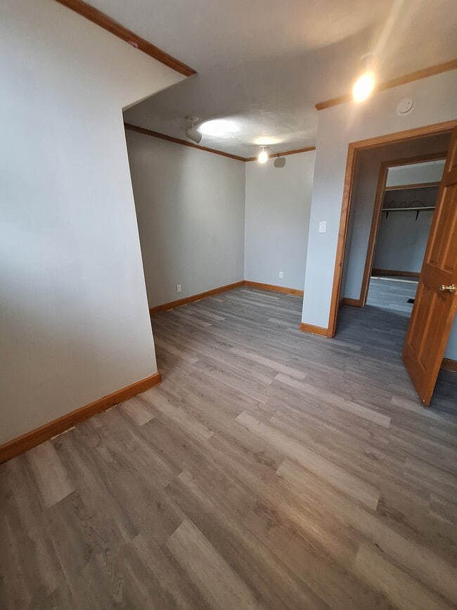 Building Photo - 308 2nd St