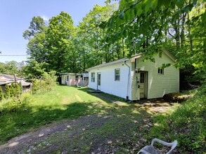 Building Photo - 40 Northview Ave