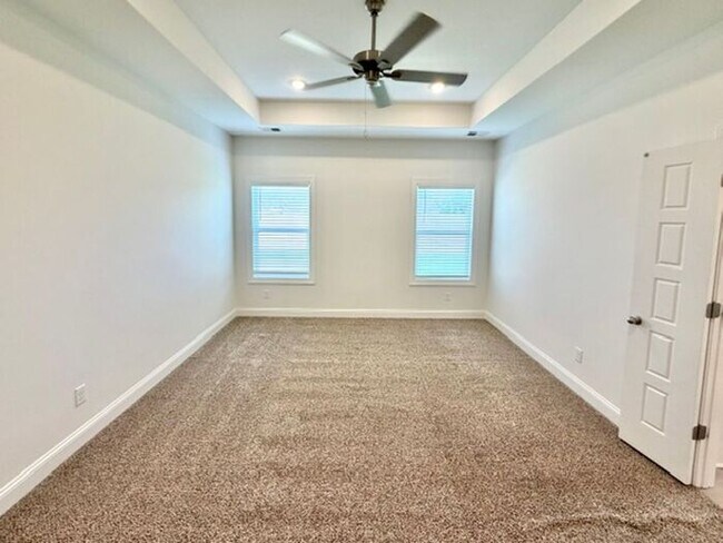 Foto del edificio - Now Leasing a 5-bedroom 3 bath home in Olive Branch @ Southbranch.