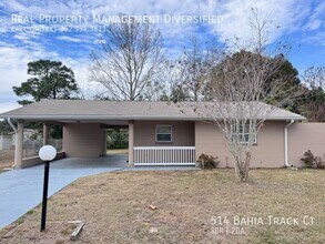 Building Photo - 514 B Track Ct