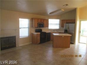 Foto del edificio - 8216 Grassy Point Cir