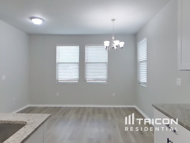 Foto del edificio - 6827 Freedom Hills