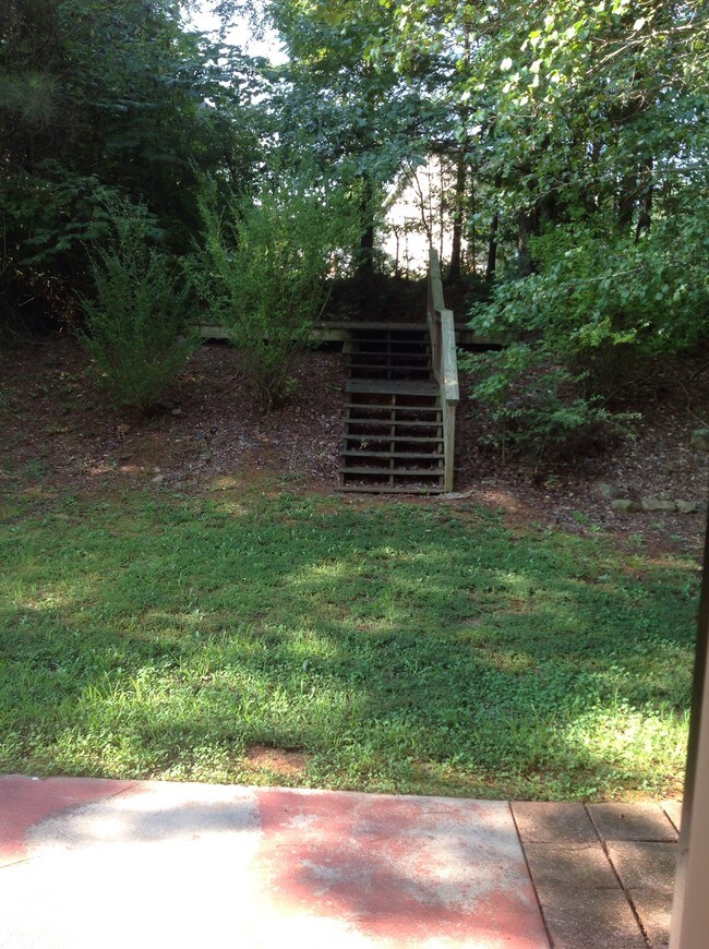 Building Photo - 1203 Carriage Trace Cir