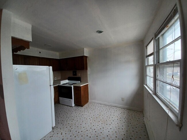Foto del edificio - 1653 Beach Ave