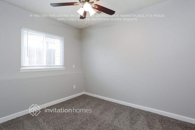 Foto del edificio - 4862 S Tower Way