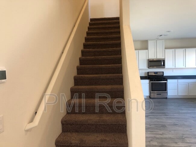 Foto del edificio - 1396 Hickory Tree Dr