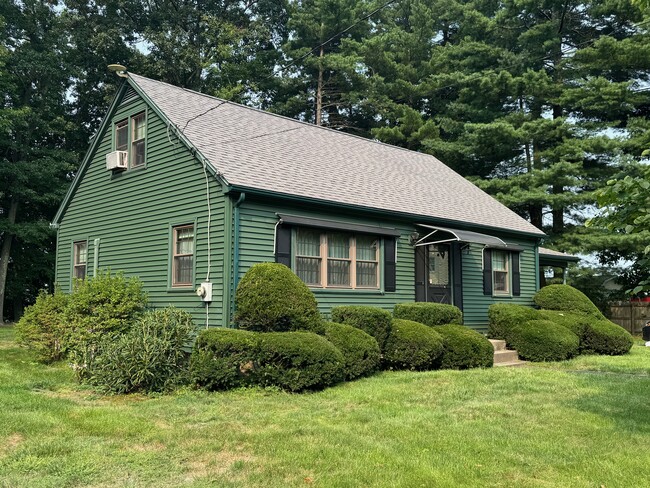 Building Photo - 293 Birch Bluffs Dr