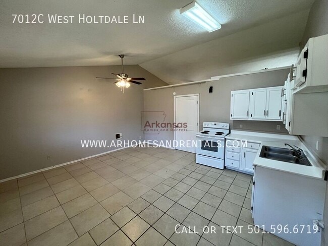Foto del edificio - 7012 W Holtdale Ln