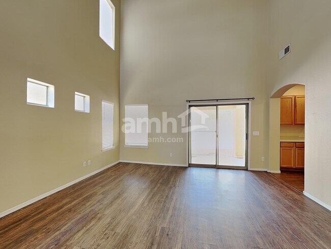 Foto del edificio - 6612 W Shaw Butte Dr