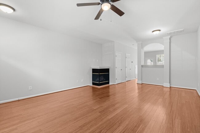 Building Photo - 5712 Clearbay Ln