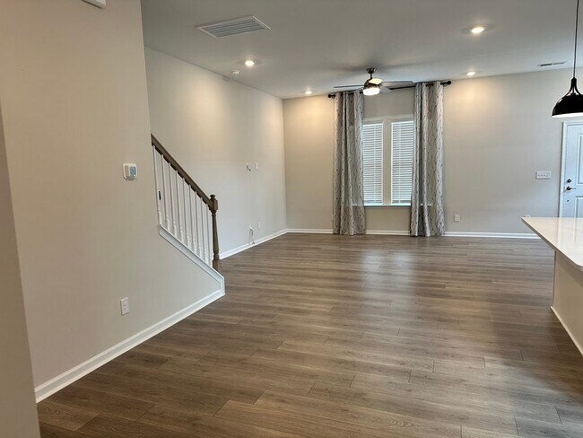 Photo - 9101 Harwen Ln Townhome