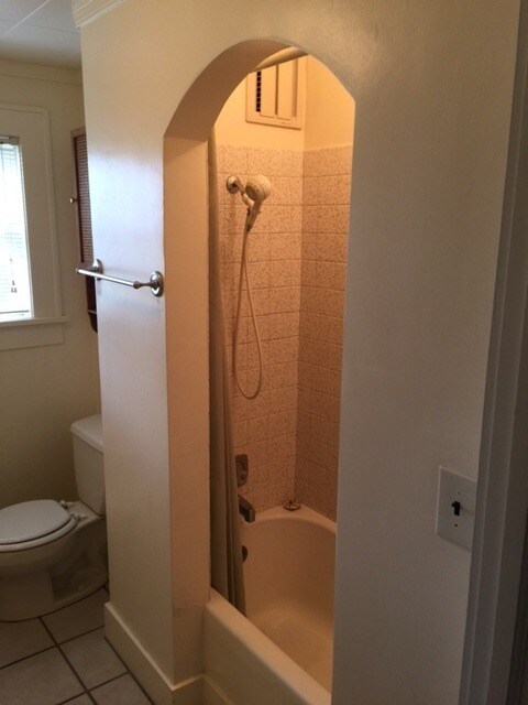 Foto del edificio - Across from Reser 5 bedroom 2 Bath Home