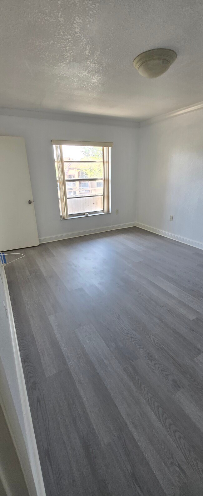 Foto del edificio - 17650 NW 68th Ave