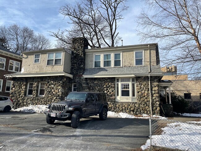 Building Photo - 1090 Massachusetts Ave