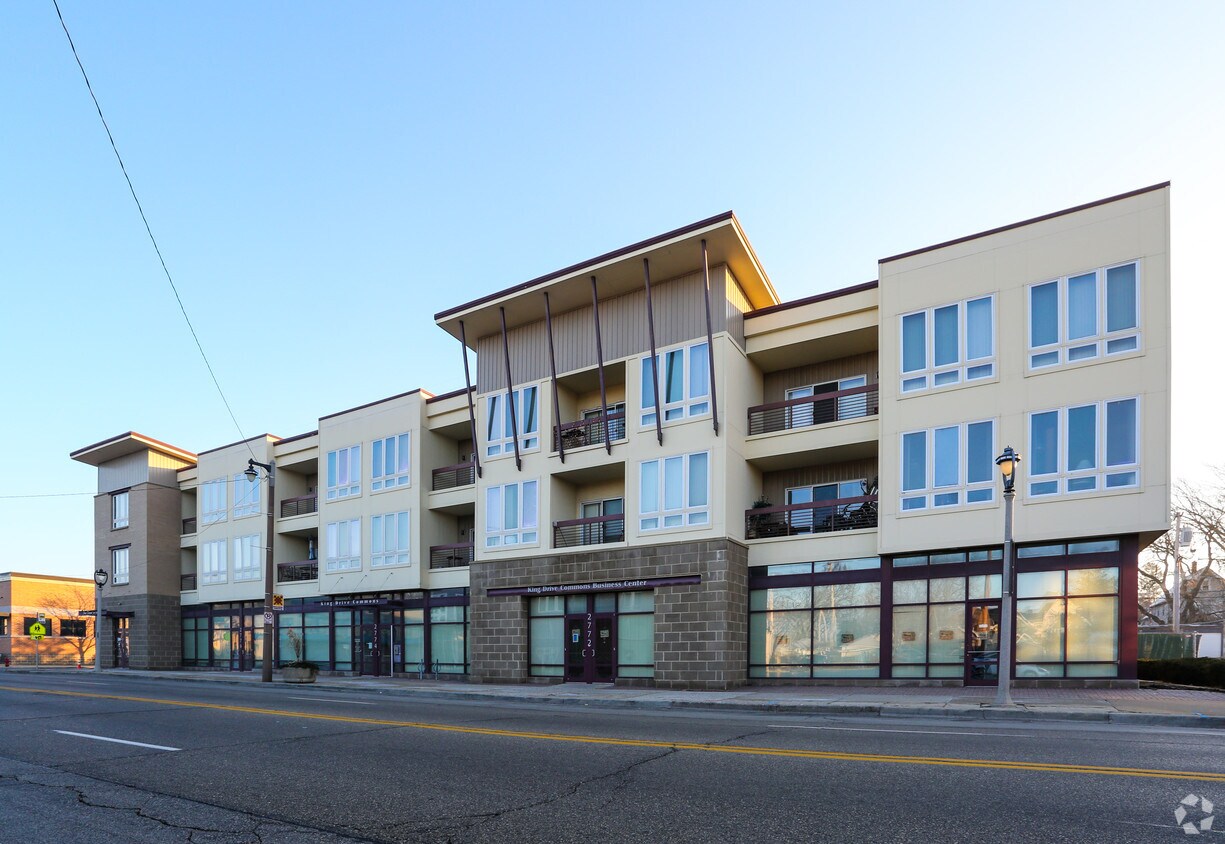 Foto del edificio - King Drive Commons