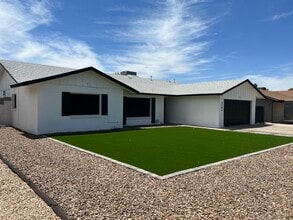 Building Photo - 5205 W Crocus Dr