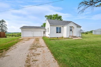 Building Photo - 4111 Luxemburg Rd